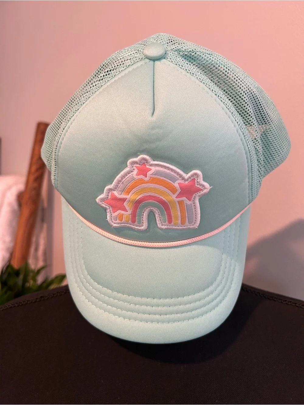 XOXO Magpies Kids Smiley Logo Trucker Hat in Mint